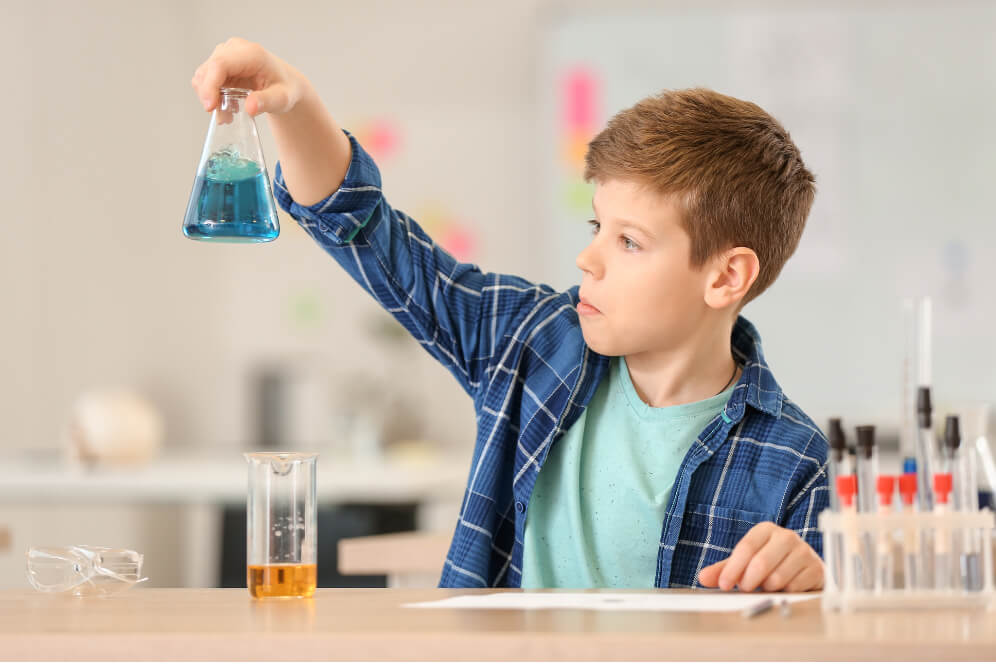 Descoperă Magia Științei: Experimente Uimitoare pentru Părinți și Copii