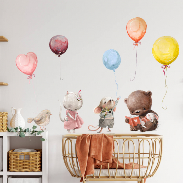 Autocolante deasupra patului - animale cu baloane in culori pastel