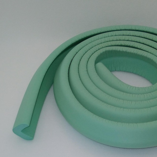 Banda protectie subtire maro pentru muchii si margini 2.3x0.9x200 cm_Buy4Baby [4]