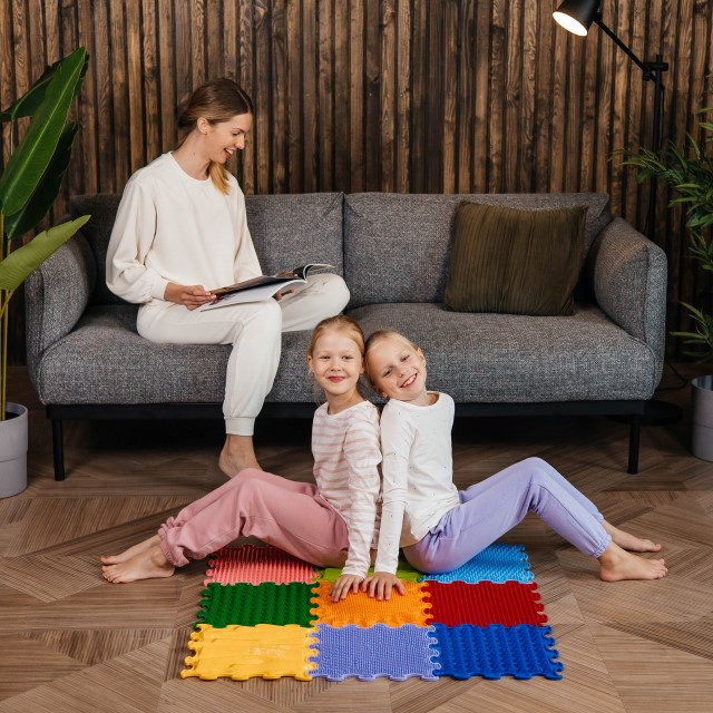 Covoras ortopedic, senzorial, set puzzle, 9 piese cu diferite texturi, Stimulative Rainbow [2]