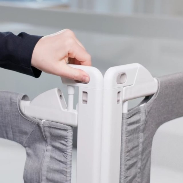 PACHET PREMIUM: 3 Protectii laterale pat, XXL de dimensiuni 200x200 cm + 2 Seturi Conectori [24]