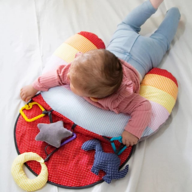 Salteluta de joaca BabyJem Toy Educational Pillow