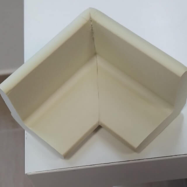 Set portocaliu 4 bucati mamut protectii colturi mobilier, 4x1.3x7 cm_Empria [7]