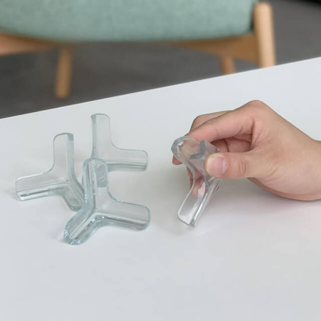 Set 4 protectii colturi tridimensionale silicon transparent, 4.5x1.5x0.5 cm [3]