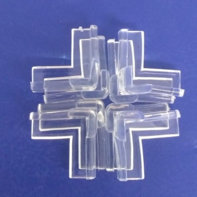 Set 8 mini protectii colturi, tridimensionale silicon transparent, 2.4x0.8x0.3 cm [8]