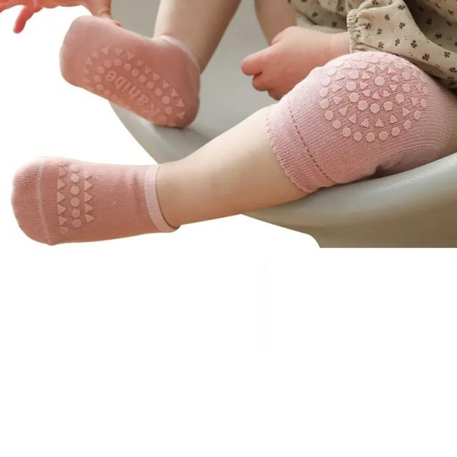 Set protectii anti-alunecare bebe, genunchiere si sosete, Diverse culori [3]