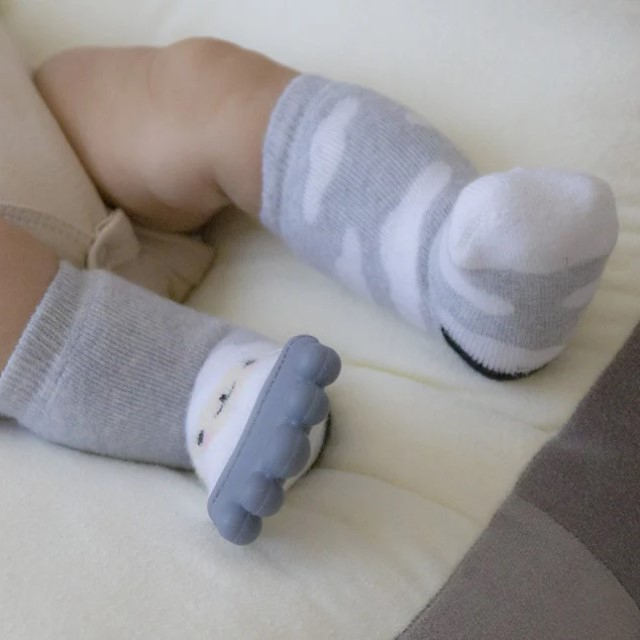 Sosete cu accesoriu dentitie BabyJem Teether Socks, Diverse culori [4]