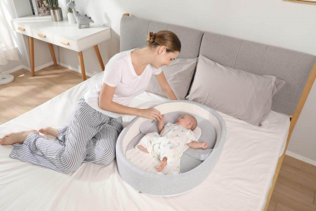 Somnul bebelusului - Baby Nest2.0_Roz Empria.jpg