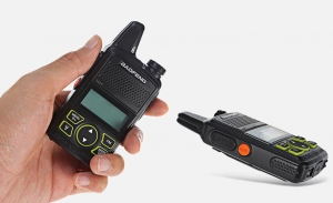 Statie radio Mini Walkie Talkie BF-T1, 20 canale UHF, radio FM  63 MHz - 108 MHZ [1]