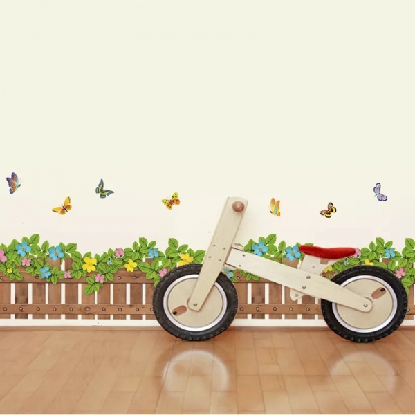 Stickere tip brau decorativ - Gradinita cu flori si fluturasi - 132x35 cm [2]