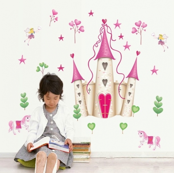 Sticker decorativ pentru fete- Castelul din poveste [3]