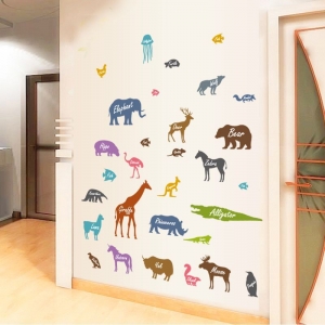 Autocolant educativ  - Siluetele animalelor si denumirea lor - 65x60 cm [3]