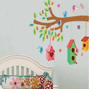 Sticker camera bebe - Casute pentru pasari pe creanga [2]