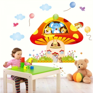 Sticker camere copii - Ciuperca uriasa [0]