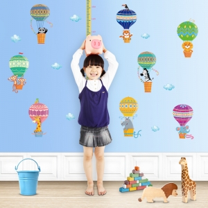 Sticker copii masurator inaltime cu animale in baloane cu aer cald - grafic de crestere [4]