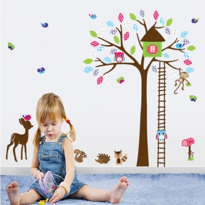 Sticker decorativ copii - Casuta din padure [2]