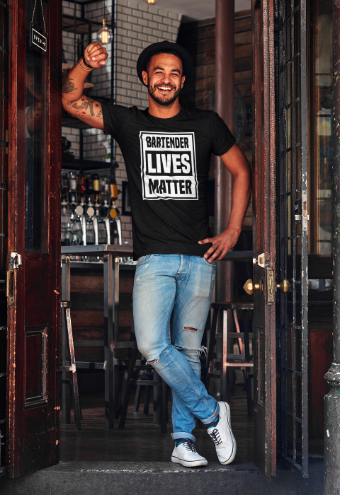 Tricou personalizat cu mesaj Bartender lives matter [6]