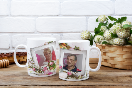Cana personalizata - Cana personalizata cu 2 poze si mesaj Sarbatori fericite
