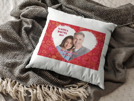 Perne personalizate - Perna personalizata cu poza si mesaj - Iubirea dintre noi