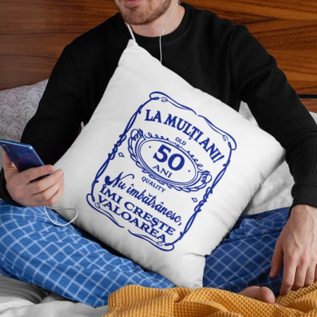 Perne personalizate - Perna personalizata cu mesaj - LA MULTI ANI - ÎMI CREȘTE VALOAREA
