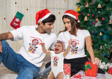 Cadouri de Craciun - Set Tricouri Personalizate „Primul Crăciun în 3” – Model Mickey Mouse