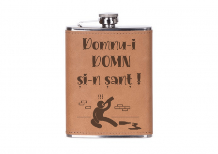Sticla de buzunar personalizata - Sticla de buzunar personalizata - Domnu ii Domn si in Sant