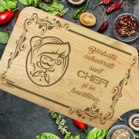 Tocătoare din lemn gravate – cadouri utile, cu suflet - Tocator lemn gravat - Adevaratii barbati CHEFI si in bucatarie