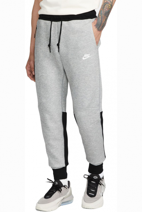 Pantaloni NIKE Tech Fleece - FB8002-064