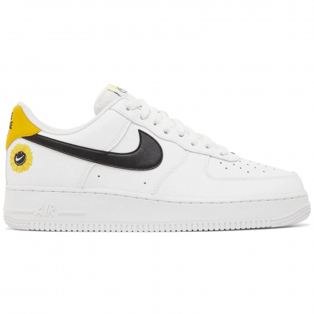 Air Force 1 - NIKE Air Force 1 '07 LV8 - DM0118-100
