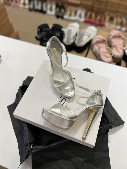 Sandale din piele argintie, cu toc stiletto si platforma [4]