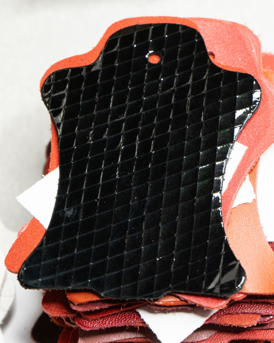 NEGRU SARPE 1092 [2]