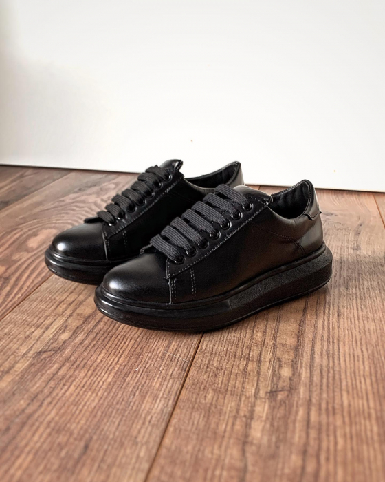 C127 senakers all black edition [2]
