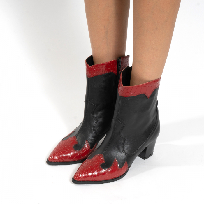 Ciocate scurte,din piele naturala neagra, si piele rosie cu presaj crocodil [6]