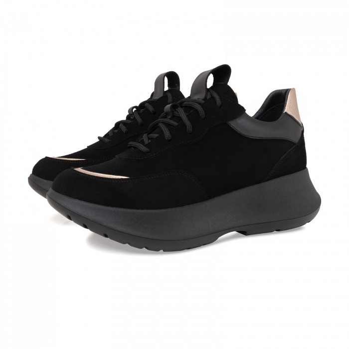 MOON BLACK [4]
