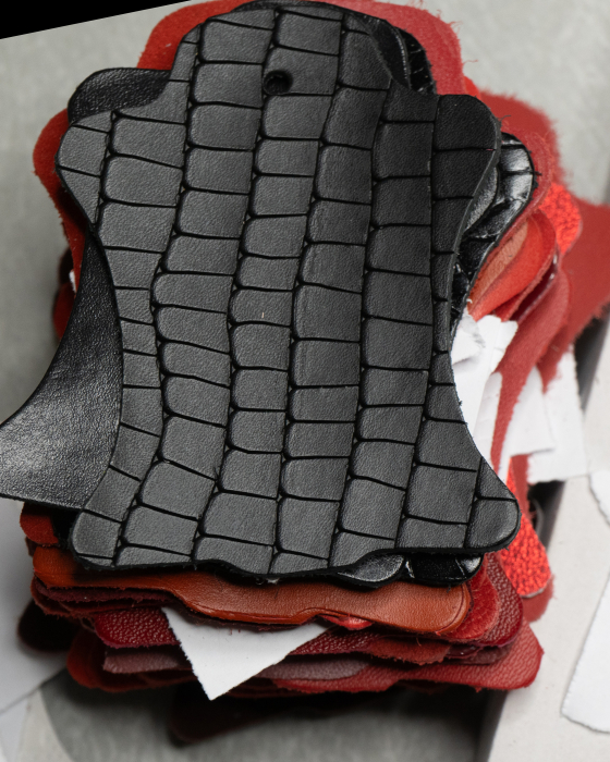 NEGRU CROCO 2004 [2]
