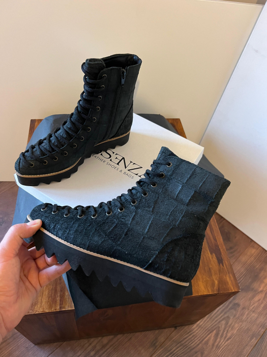 Ghete Everest cu siret, din piele intoarsa neagra cu aspect tip croco [3]