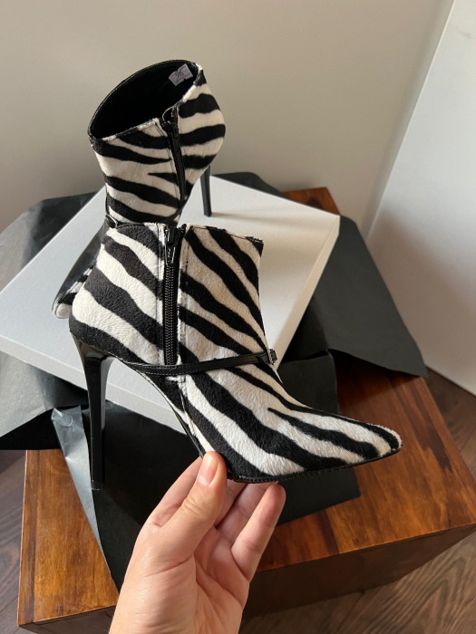 Botine Stiletto din piele  neagra si piele de ponei cu animal print [1]