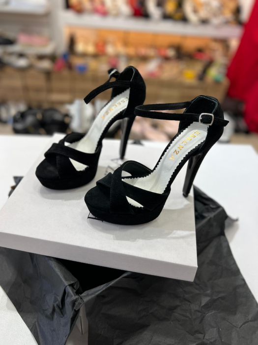 Sandale cu platforma, din piele intoarsa neagra [3]