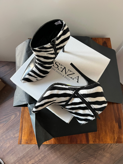 Botine Stiletto din piele  neagra si piele de ponei cu animal print [2]