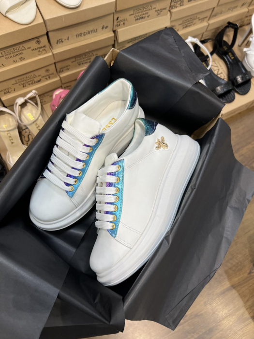 C127 sneakers blue rainbow gold bee edition [10]