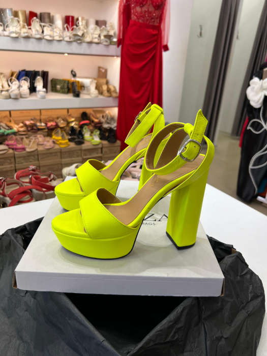 Sandale din piele naturala verde neon, cu toc gros patrat si platforma [3]
