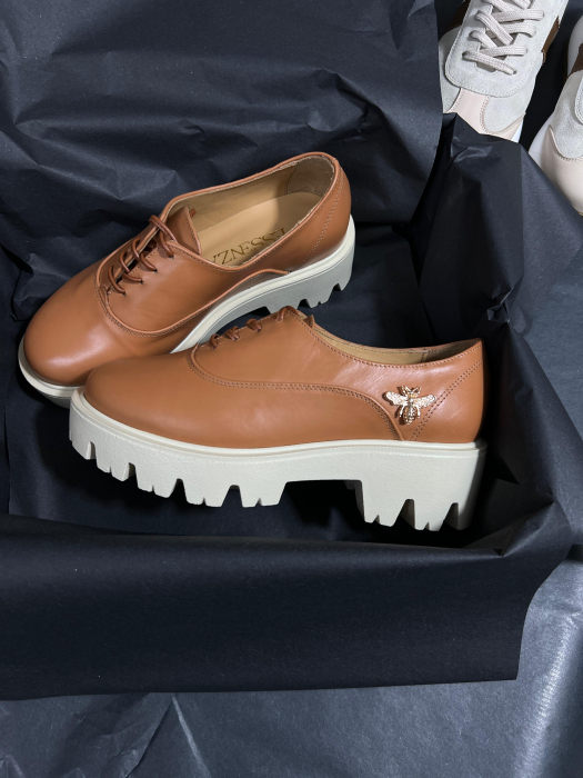 Pantofi Oxford Camel gold bee [4]