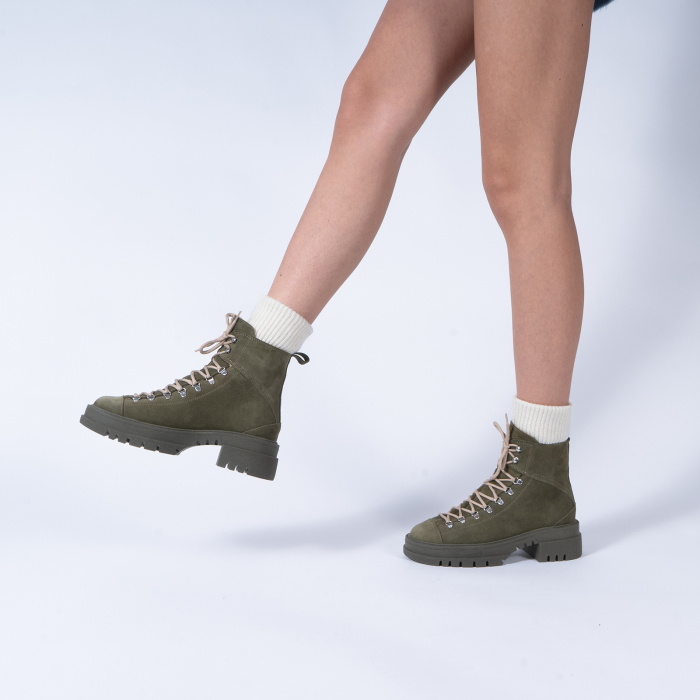Adele Kaki [6]