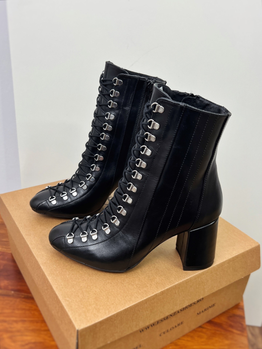 Botine cu siret si capse metalice, din piele naturala neagra toc patrat [7]