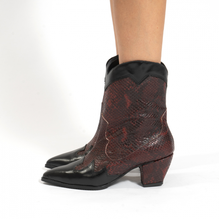 Ciocate  scurte,din piele naturala neagra, si piele naturala visinie cu design tip sarpe [2]