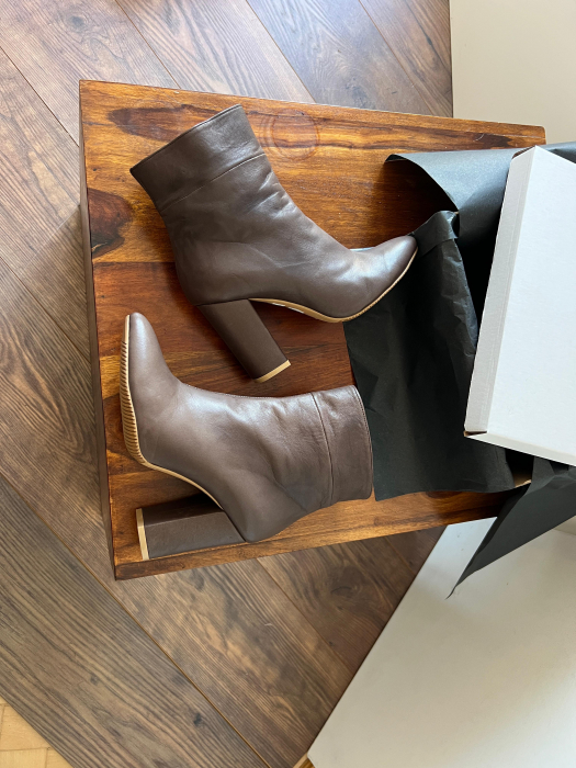 Ghete din piele maron [2]