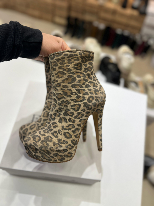 Ghete din piele naturala, animal print tip leopard,cu toc stiletto si platou interior [2]
