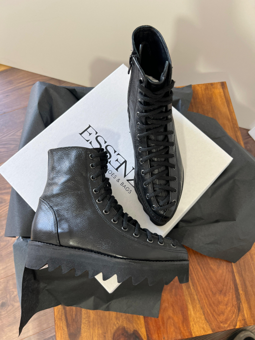 Ghete Everest cu siret, din piele neagra bizonata [4]