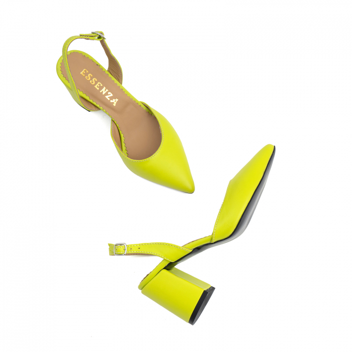 Pantofi cu varf ascutit decupati, cu bareta peste calcai, din piele naturala verde neon [4]