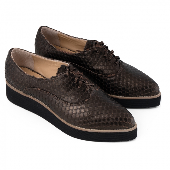 Pantofi oxford cu varf ascutit, din piele bronz metalizat cu aspect tip solzi [4]